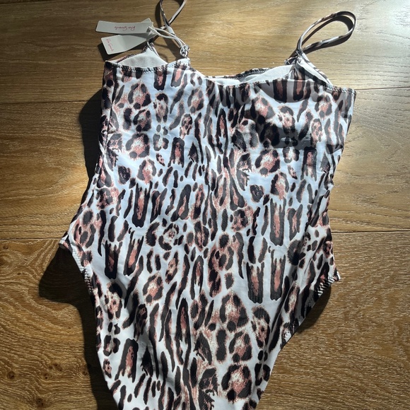 One Piece Animal Print Swimsuit - Size L - New with Tags - Picture 2 of 2